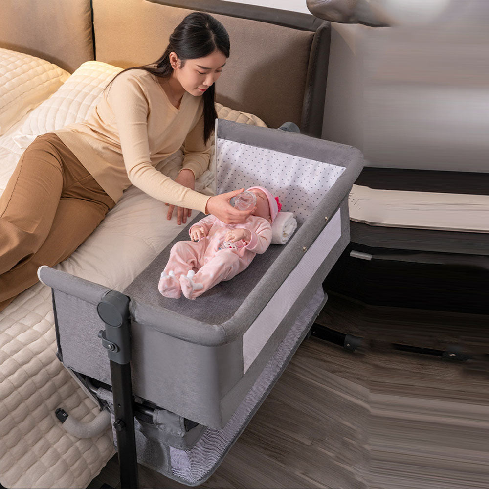 Baby Newborn Bed Splicing Large Rocking Cradle Bed Multifunctional Movable Foldable