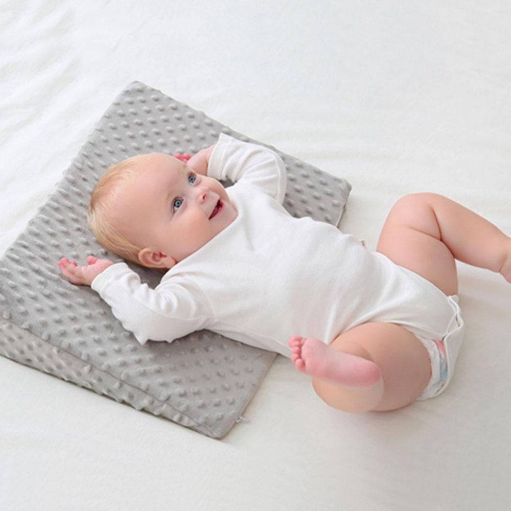 Newborn Nursing Pillow Breastfeeding Aid Anti-Reflux Comfortable Support